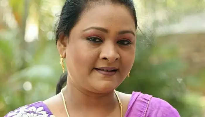Actress Shakkeela