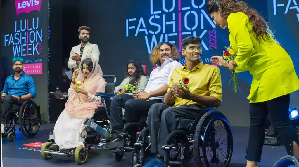 DISABLED FASHION SHOW