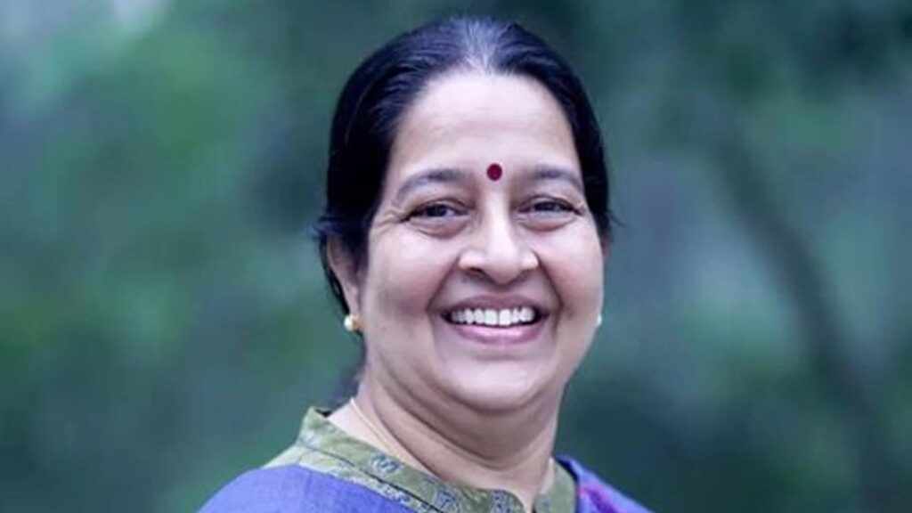 ​കണ്ണ് തു​റ​ന്നു. കാ​ലു​ക​ൾ അ​ന​ക്കാ​ൻ പ​റ​ഞ്ഞ​പ്പോ​ൾ അ​ന​ക്കി. ചി​രി​ക്കാ​ൻ പ​റ​ഞ്ഞ​പ്പോ​ൾ ചി​രി​ച്ചു; ഉമാ തോമസിന്റെ ആരോ​ഗ്യനിലയിൽ പുരോ​ഗതി