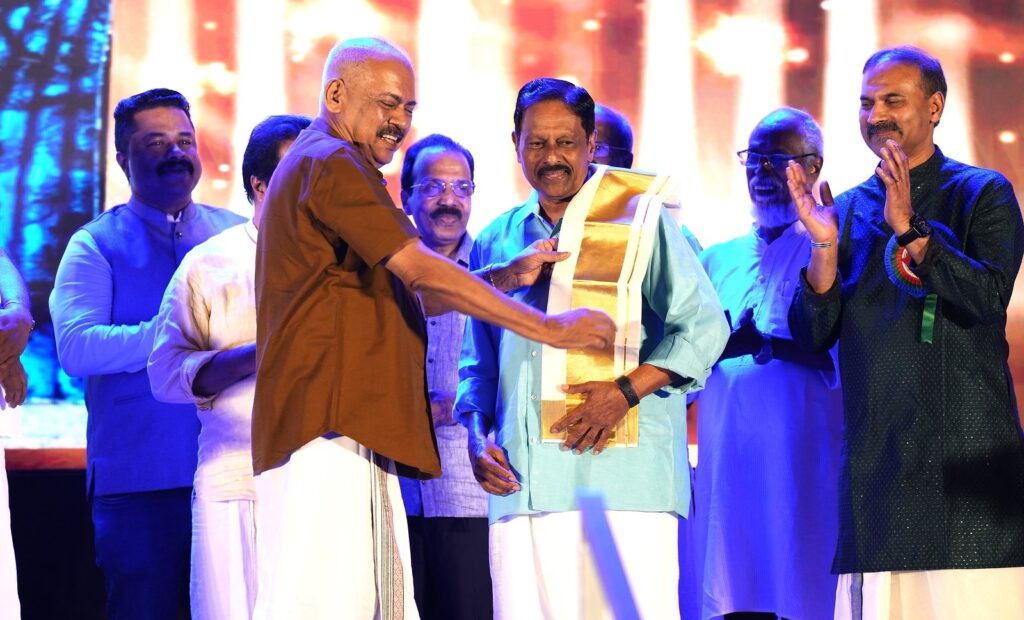 ഇന്ത്യ പ്രസ് ക്ലബ് ഓഫ് നോർത്ത് അമേരിക്ക മാധ്യമ പുരസ്‌കാരങ്ങൾ വിതരണം ചെയ്തു