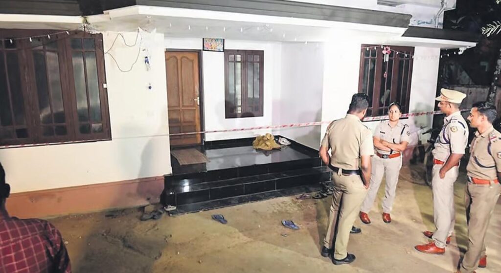 ചേന്ദമം​ഗലത്തെ കൂട്ടകൊലപാതകം; അരും കൊലയ്ക്ക് പ്രേരിപ്പിച്ചത് വർഷങ്ങളായി തുടരുന്ന മുൻവൈരാ​ഗ്യം; കൊല്ലാൻ പദ്ധതിയിട്ടത് ജിതിനെ മാത്രം