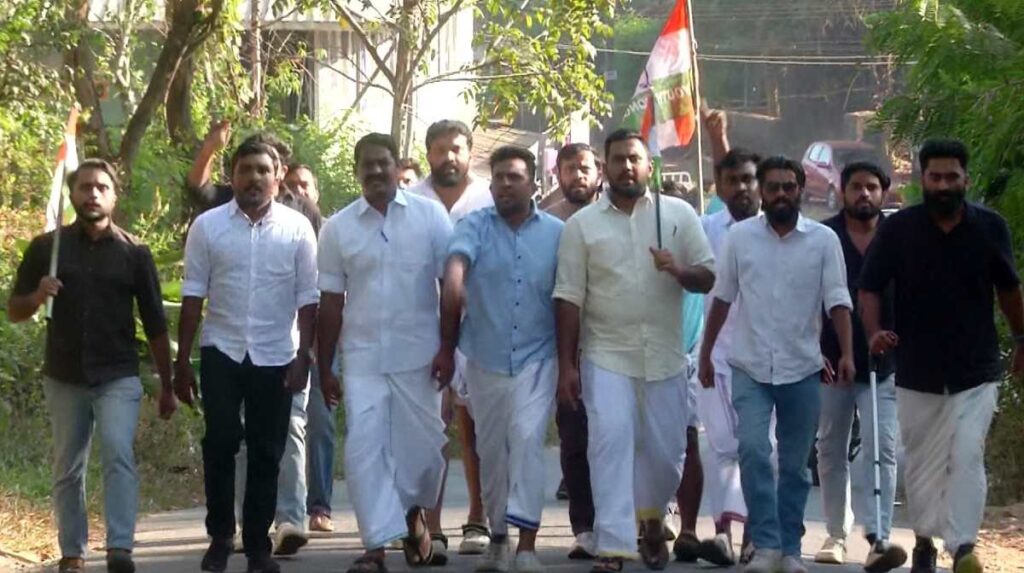 വയനാട്ടിൽ യു ഡി എഫ് ഹർത്താൽ പൂർണം ; വാഹനങ്ങൾ തടഞ്ഞു