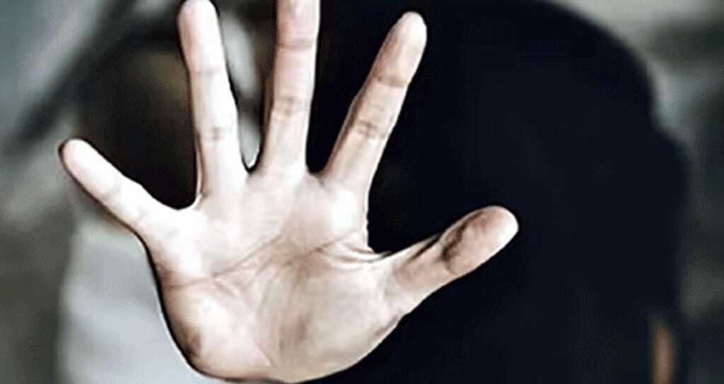 ഒമ്പതാം ക്ലാസുകാരനെ അധ്യാപകന്‍ ക്രൂരമായി മര്‍ദ്ദിച്ചതായി പരാതി