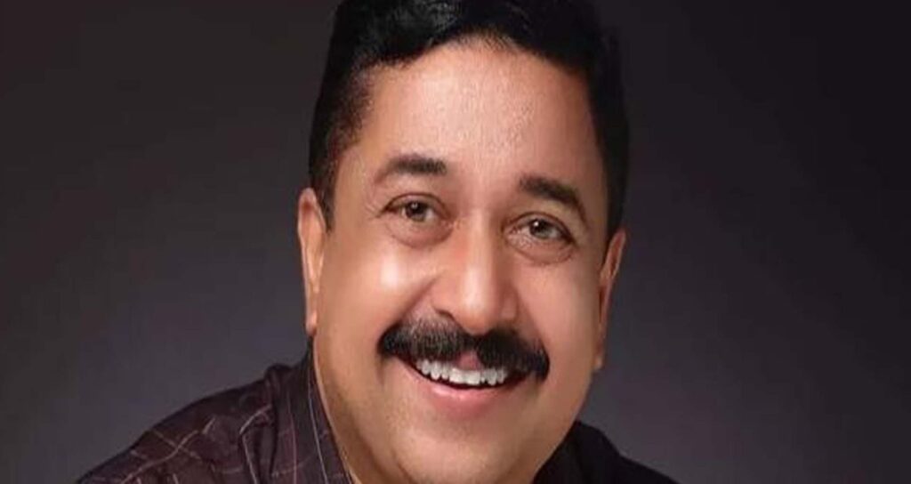 പ​കു​തി വി​ല ത​ട്ടി​പ്പിൽ ന​ജീ​ബ് കാ​ന്ത​പു​രം എം​എ​ൽ​എ​ക്കെ​തി​രെ പോ​ലീ​സ് കേസ്