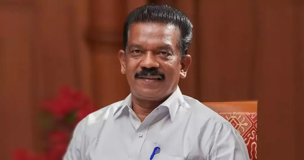 കറുപ്പ് മോശമാണെന്ന് പറയുന്നത് ഇവിടെ ആധിപത്യം സ്ഥാപിച്ചവർ; ചീഫ് സെക്രട്ടറിയെ അധിക്ഷേപിച്ച സംഭവത്തിൽ കുറിപ്പുമായി കെ രാധാകൃഷ്ണൻ
