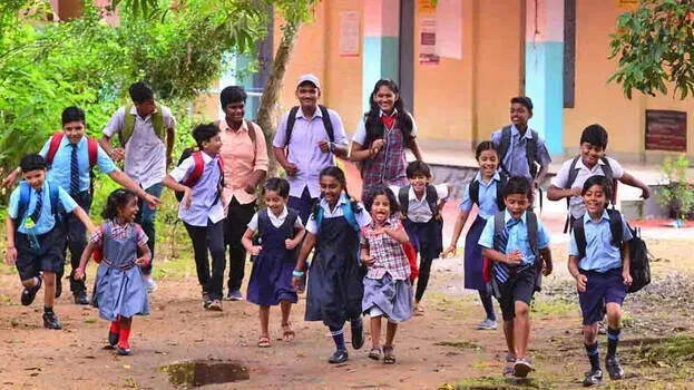 ഇനി വേനലവധിയില്ല, മഴയവധി: സ്കൂൾഅവധിയ്ക്ക് മാറ്റം ശുപാർശ ചെയ്ത് മന്ത്രി അപ്പുപ്പൻ
