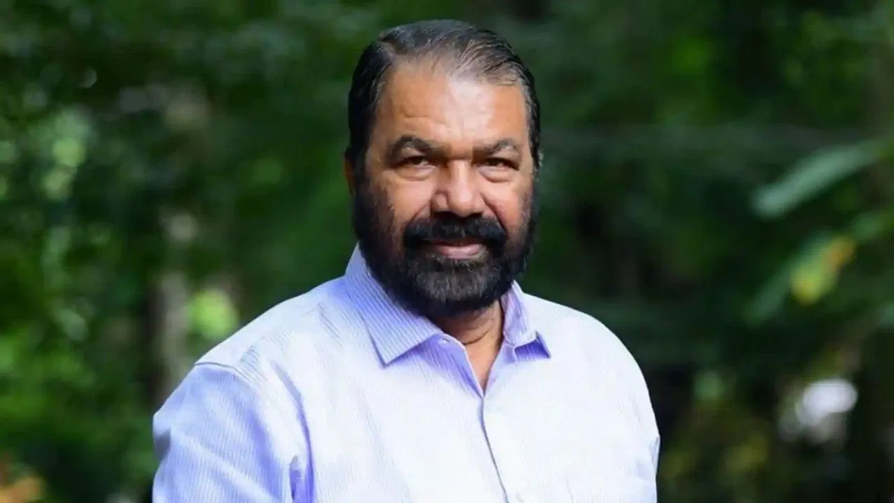 സ്‌കൂളുകളിൽ പൊളിക്കാനുള്ള പഴയ കെട്ടിടങ്ങൾ പൊളിക്കുന്നത് ദ്രുതഗതിയിലാക്കും:മന്ത്രി വി ശിവൻകുട്ടി