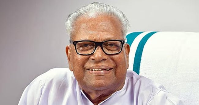 വിഎസിന് തമിഴകത്തിന്റെ ആദരവ്; ‘വീരവണക്ക’ത്തിലെ ഗാനം വിഎസിന് സമര്‍പ്പിച്ച് പ്രകാശനം