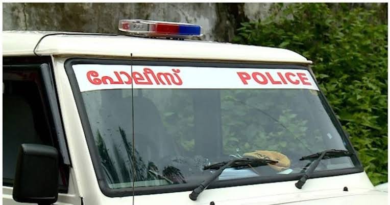 മരിക്കാൻ പോകുന്നുവെന്ന് അമ്മയ്ക്ക് സന്ദേശം; നവവധു ആത്മഹത്യ ചെയ്ത നിലയിൽ