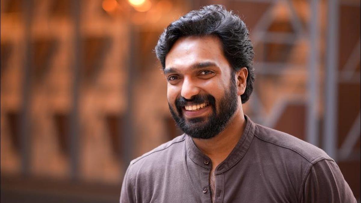 ഞാൻ കാർ കള്ളക്കടത്തുകാരനല്ല; ഒരു കാർ മാത്രമാണ് കസ്റ്റംസ് പിടിച്ചതെന്ന് അമിത് ചക്കാലക്കൽ