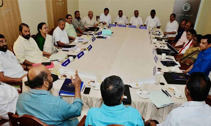 കളമശ്ശേരി ജുഡീഷ്യല്‍ സിറ്റിക്ക് 27 ഏക്കര്‍ ഭൂമി; കേരള പൊതുസേവനാവകാശ ബില്ലിന്റെ കരടിന് അംഗീകാരം