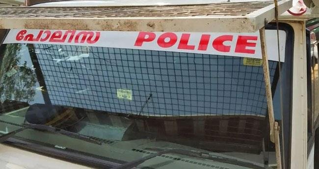 അ‍ച്ചനുമായി പിണങ്ങി കായലിൽ ചാടി; പത്താം ക്ലാസുകാരി രക്ഷപ്പെട്ടത് അത്ഭുതകരമായി