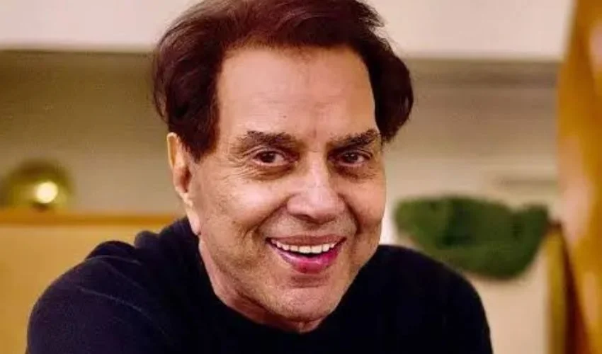 ബോളിവുഡ് നടൻ ധർമേന്ദ്ര ഗുരുതരാവസ്ഥയിൽ