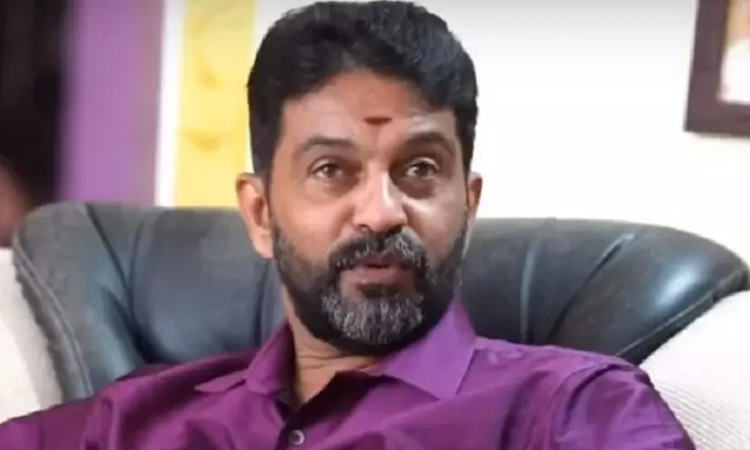 നടൻ കൃഷ്ണപ്രസാദും സഹോദരനും മർദിച്ചെന്ന് ഡോക്ടറുടെ പരാതി