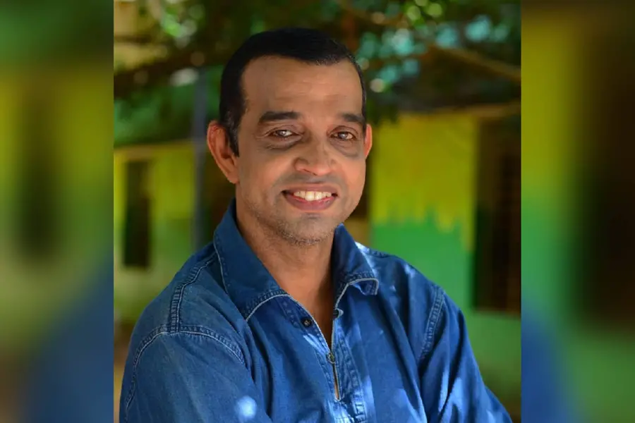 നടൻ ഹരീന്ദ്രകുമാർ കുഴഞ്ഞുവീണ് മരിച്ചു