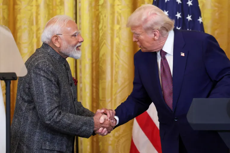 ഇ​ന്ത്യ-​യു​എ​സ് വ്യാ​പാ​ര​ക്ക​രാ​ർ യാ​ഥാ​ർ​ഥ്യ​ത്തി​ലേ​ക്ക്; ഇ​റ​ക്കു​മ​തി തീ​രു​വ പ​കു​തി​യോ​ളം കു​റ​യും