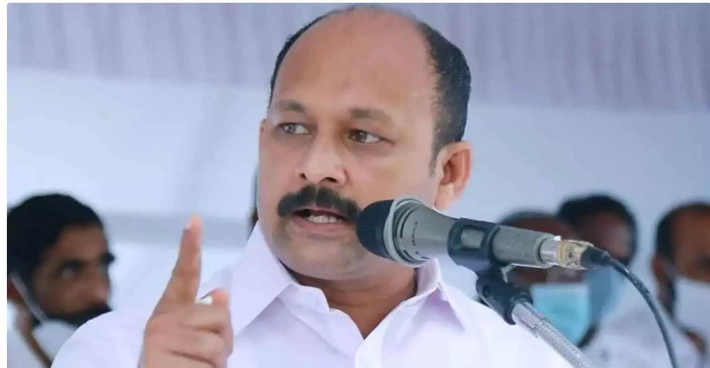 കലൂർ സ്റ്റേഡിയം നവീകരണം സംബന്ധിച്ച വസ്തുതകൾ ജി.സി.ഡി.എ വെളിപ്പെടുത്തണം: മുഹമ്മദ് ഷിയാസ്