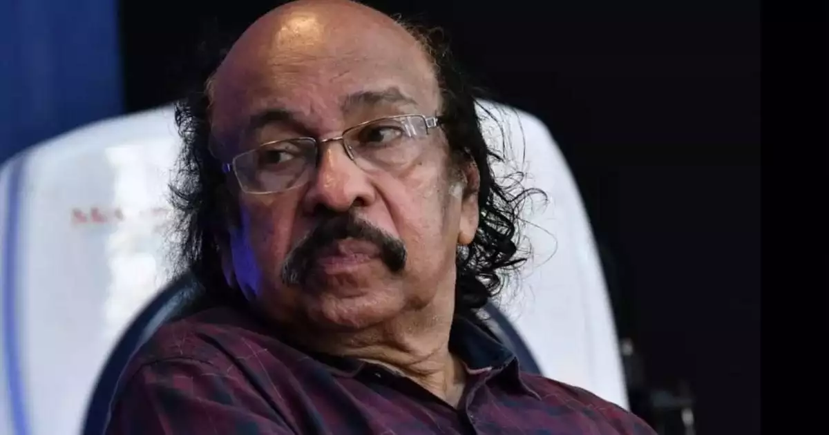 നിലപാട് കടുപ്പിച്ച് സച്ചിദാനന്ദൻ; സര്‍ക്കാരിനെതിരെ വീണ്ടും ഫേസ്ബുക്ക് പോസ്റ്റ്