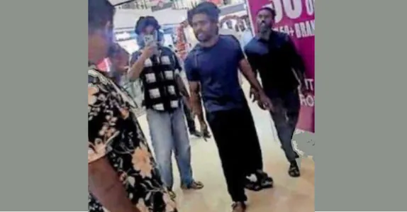 ശംഖുമുഖത്ത് എസ്എഫ്ഐ പ്രവർത്തകരെ മർദ്ദിച്ച സംഭവം; പൊലീസുകാരനെതിരെ ജാമ്യമില്ലാ കുറ്റം ചുമത്തിയതിൽ വീഴ്ചയില്ലെന്ന് അന്വേഷണ റിപ്പോ‍ർട്ട്