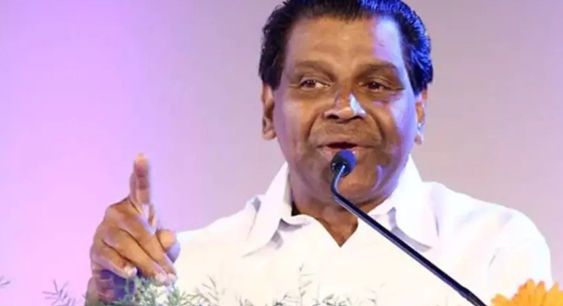 ഉമ്മൻ ചാണ്ടിയെ ഗണേഷ് കുമാർ വേട്ടയാടുകയാണെന്ന് തിരുവഞ്ചൂർ രാധാകൃഷ്ണൻ