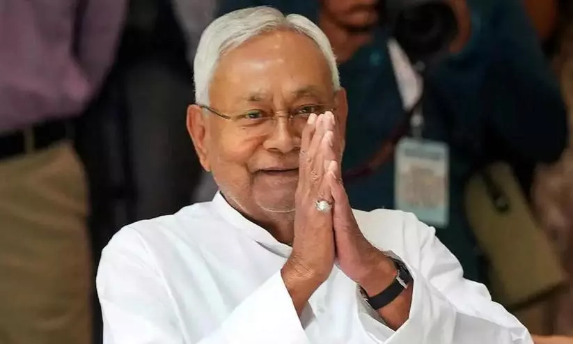 നിതീഷ് കുമാർ ബിഹാർ ലെജിസ്ലേറ്റീവ് കൗൺസിൽ അം​ഗത്വം രാജി വെച്ചു
