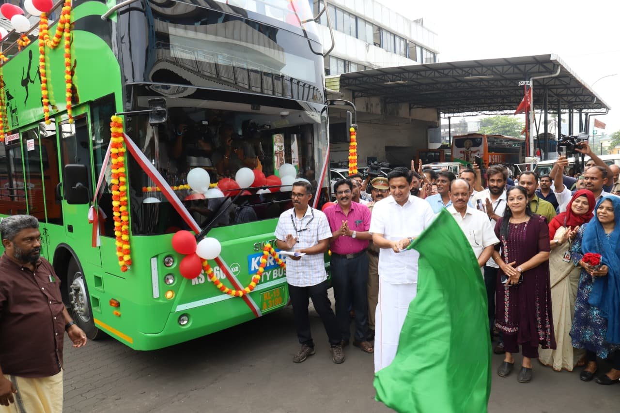ഇനി ഡബിൾ ഡക്കറിൽ ന​ഗരം ആസ്വാദിക്കാം ; ആനവണ്ടിയുടെ ഡബിൾ ഡക്കർ കോഴിക്കോടും