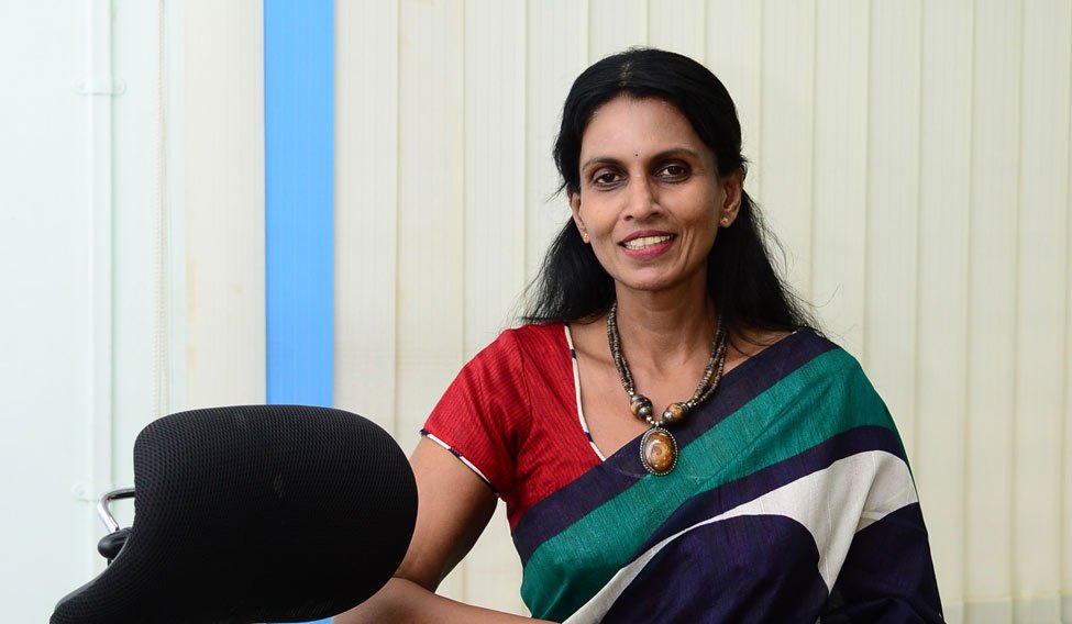 തെരഞ്ഞെടുപ്പില്‍ മത്സരിക്കുമെന്ന് ആര്‍ ശ്രീലേഖ; പോക്‌സോ കേസില്‍ ഹൈക്കോടതിയെ സമീപിക്കും