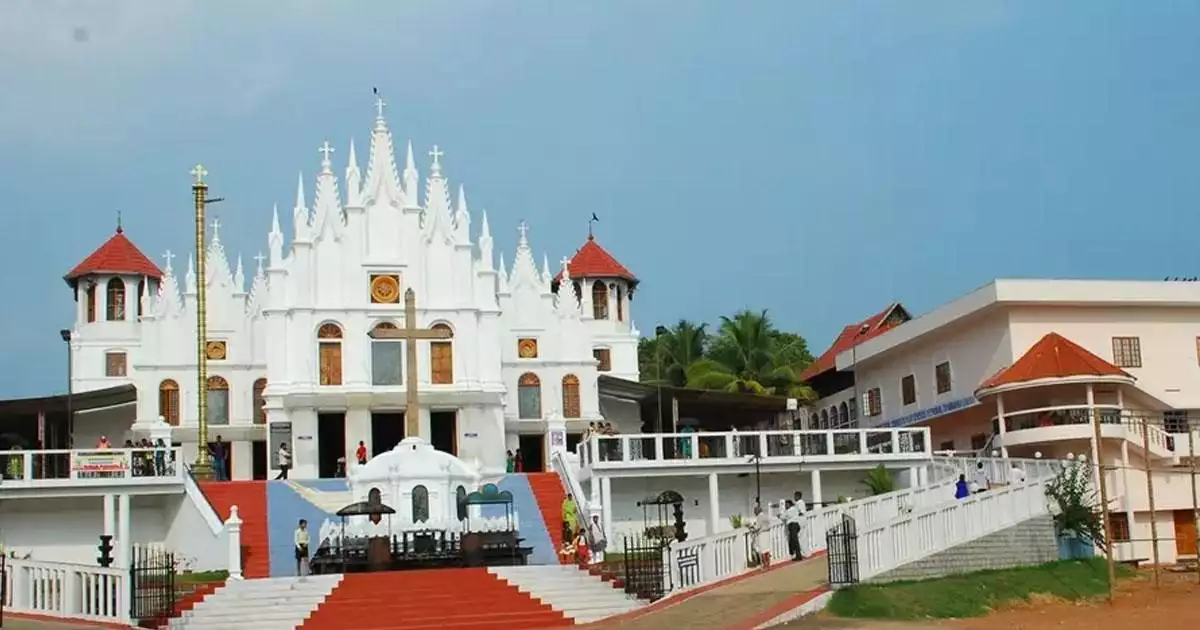 മുണ്ടത്തിക്കോട് അപകടം; പുതുപ്പള്ളി പള്ളി പെരുന്നാളിൽ വെടിക്കെട്ട് ഒഴിവാക്കി