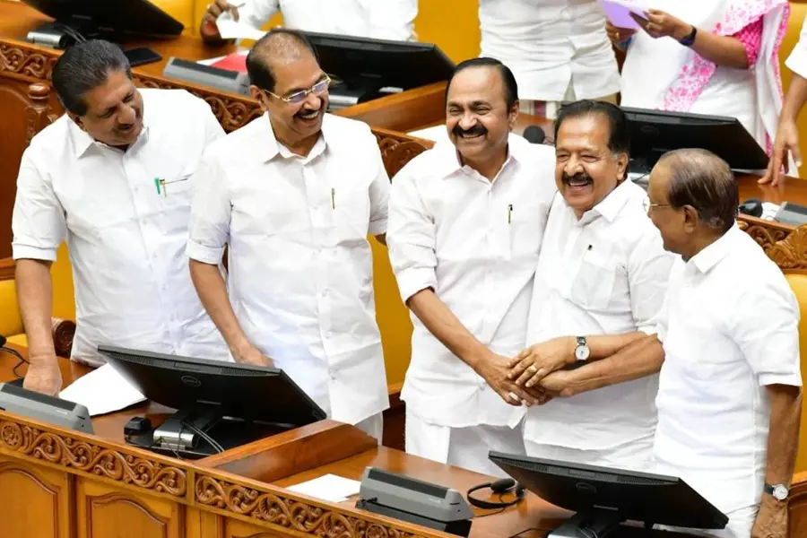 കൊച്ചിയിൽ ഫിലിം സിറ്റി ; മലബാറിൽ ഫുട്ബോൾസ്റ്റേഡിയം; തിരുവനന്തപുരം, കോഴിക്കോട്ലൈറ്റ് മെട്രോ; വശാലമായി സംസ്ഥാന ബജറ്റ്