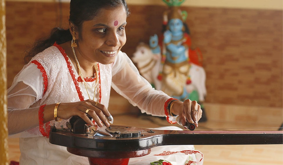 കാത്തിരുന്ന നീതി; ‘എ.ആർ.എം’-ലെ ഹിറ്റ് ഗാനത്തിലൂടെ വൈക്കം വിജയലക്ഷ്മിക്ക് മികച്ച ഗായികയ്ക്കുള്ള ദേശീയ ചലച്ചിത്ര പുരസ്കാരം!