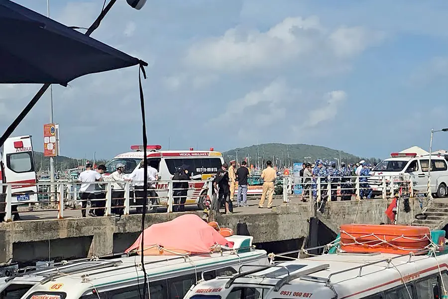 വിയറ്റ്നാം ബോട്ട് ദുരന്തം: 15 ഇന്ത്യൻ വിനോദസഞ്ചാരികളുടെ മരണത്തിന് പിന്നാലെ ക്യാപ്റ്റൻ അറസ്റ്റിൽ; ക്രൂവിന്റെ അനാസ്ഥയെന്ന് ദൃക്സാക്ഷികൾ