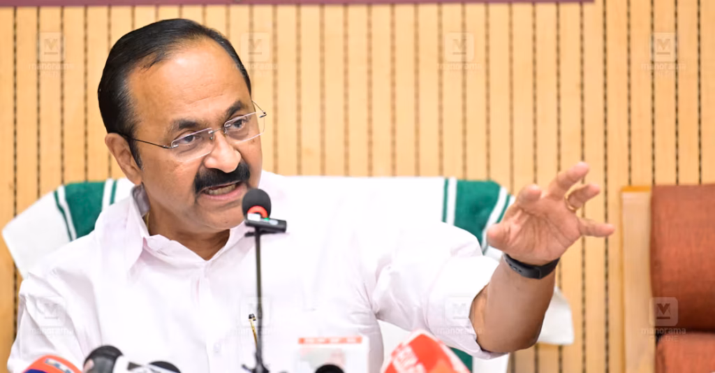 സർക്കാർ ജീവനക്കാർക്കും അധ്യാപകർക്കും 4,500 രൂപ ഓണം ബോണസ്