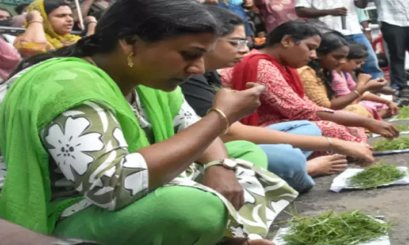 ചർച്ചയിൽ സമവായം; എൽ.പി.എസ്.ടി റാങ്ക് ഹോൾഡേഴ്സ് സമരം പിൻവലിച്ചു